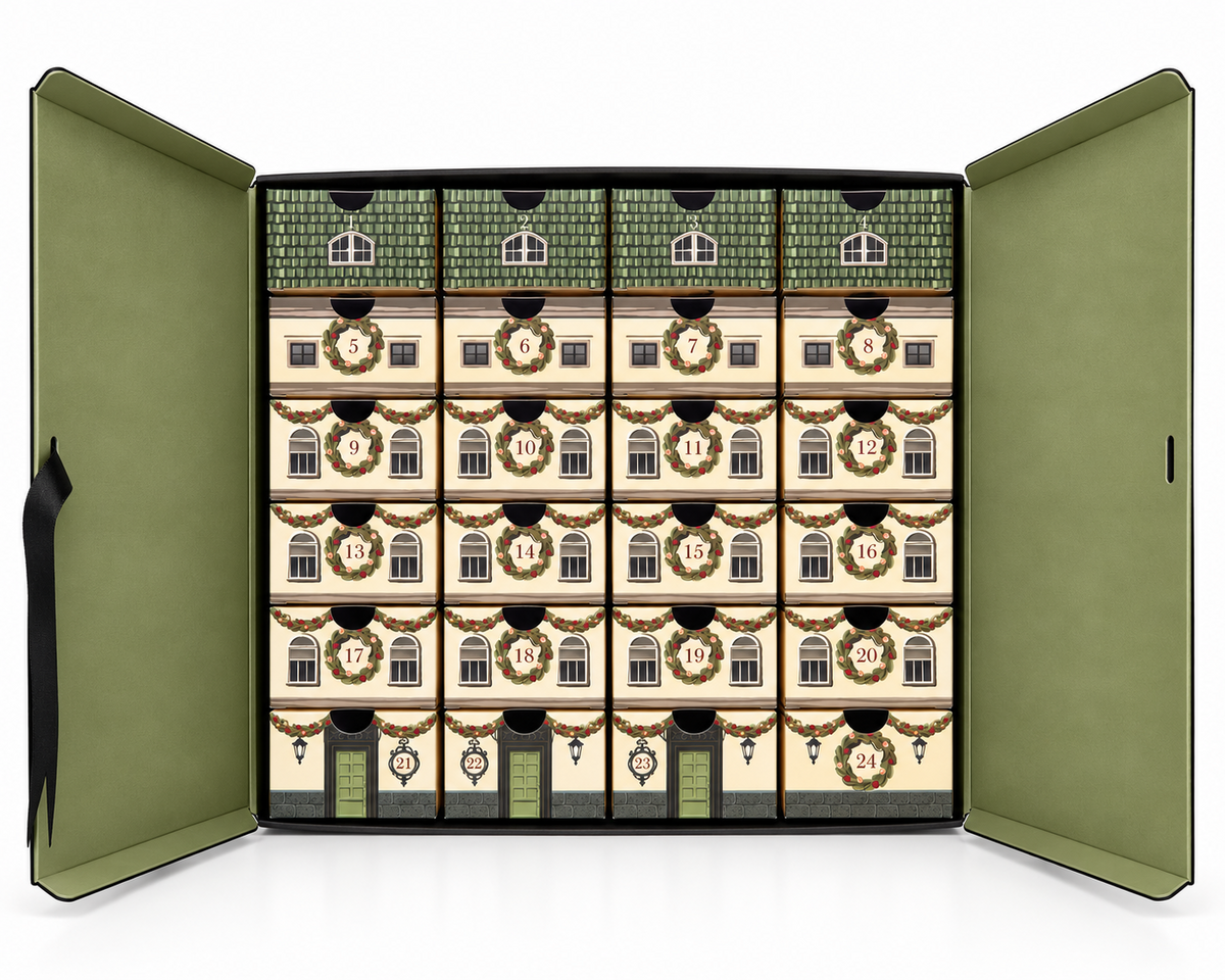Calendario aperto con 24 cassetti